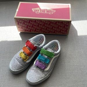 VANS - Flour Shop by Amirah Kassem